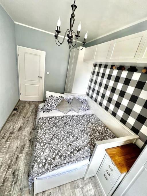 Stylish Apartment In City Centre Krakow Bagian luar foto